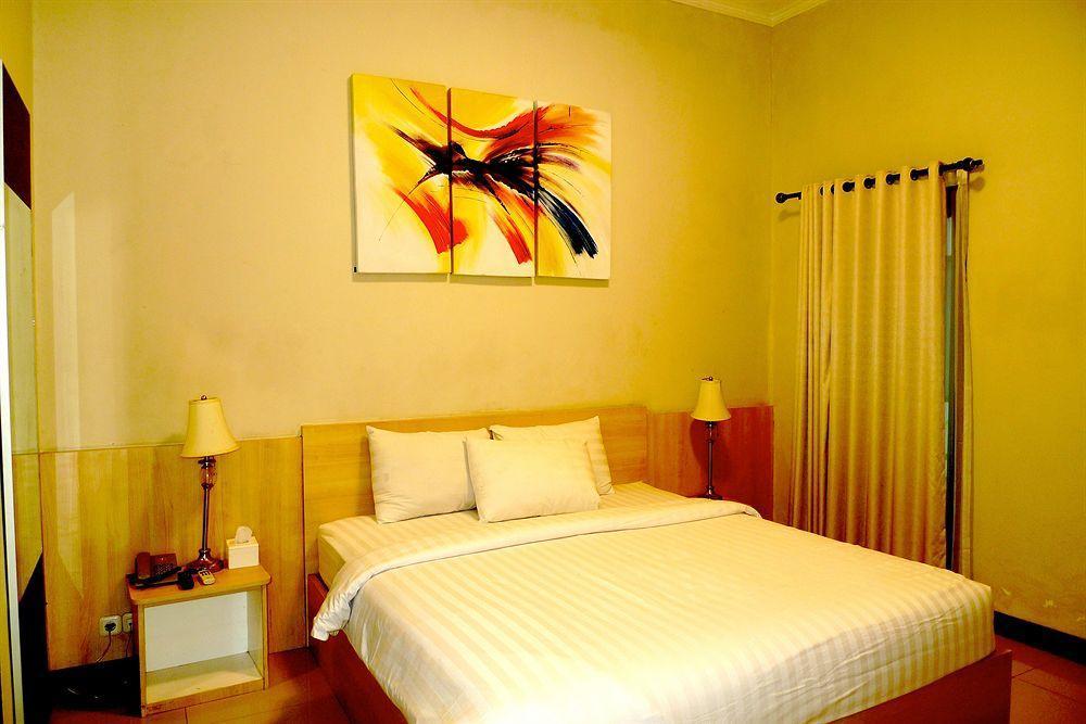 Palloma Hotel Kuta Кута Екстериор снимка