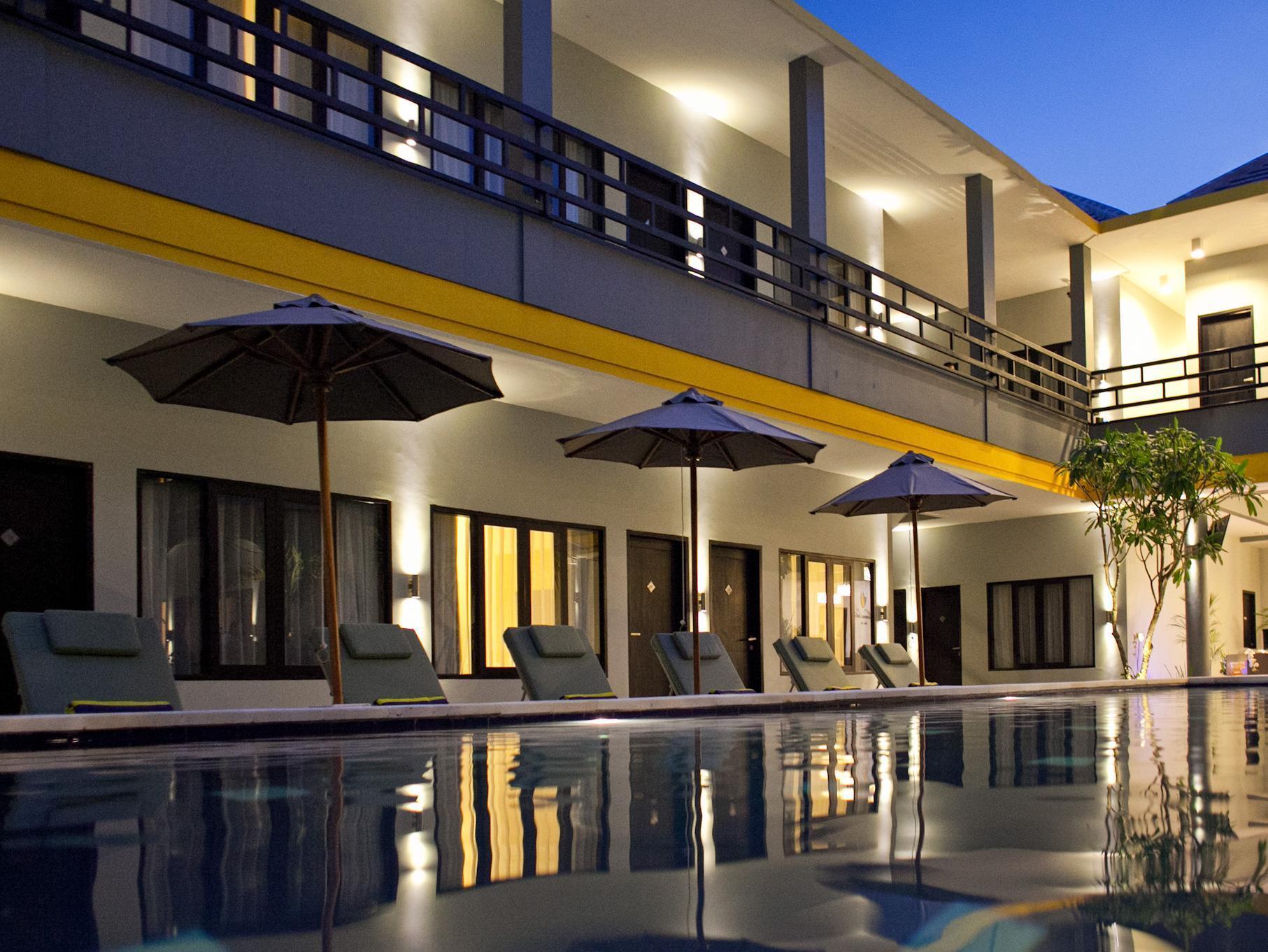 Palloma Hotel Kuta Кута Екстериор снимка