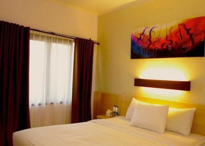Palloma Hotel Kuta Кута Екстериор снимка